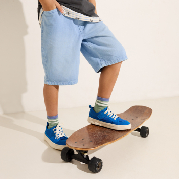 شورت برمودا كاجوال من القماش المصبوغ بلون أزرق للأولاد